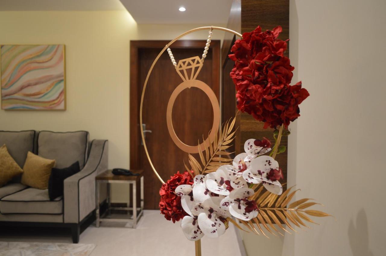 شقة فاخرة بالخبر- حي الحمراء Al Khobar Exterior foto