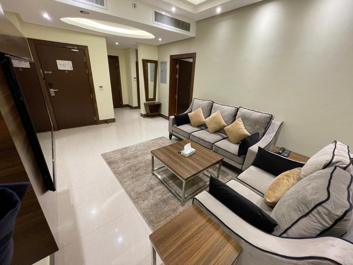شقة فاخرة بالخبر- حي الحمراء Al Khobar Exterior foto